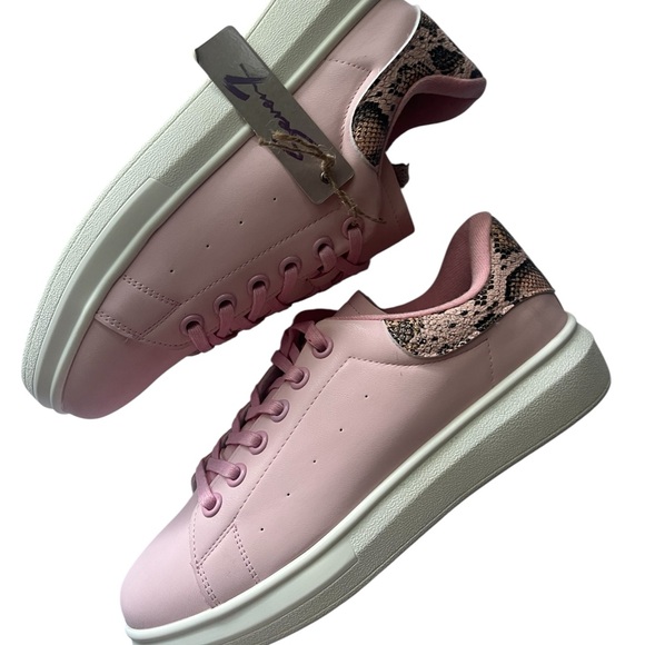 Seven7 Pink Women's Sneakers with Snake Print Detail BNWT - Picture 1 of 7